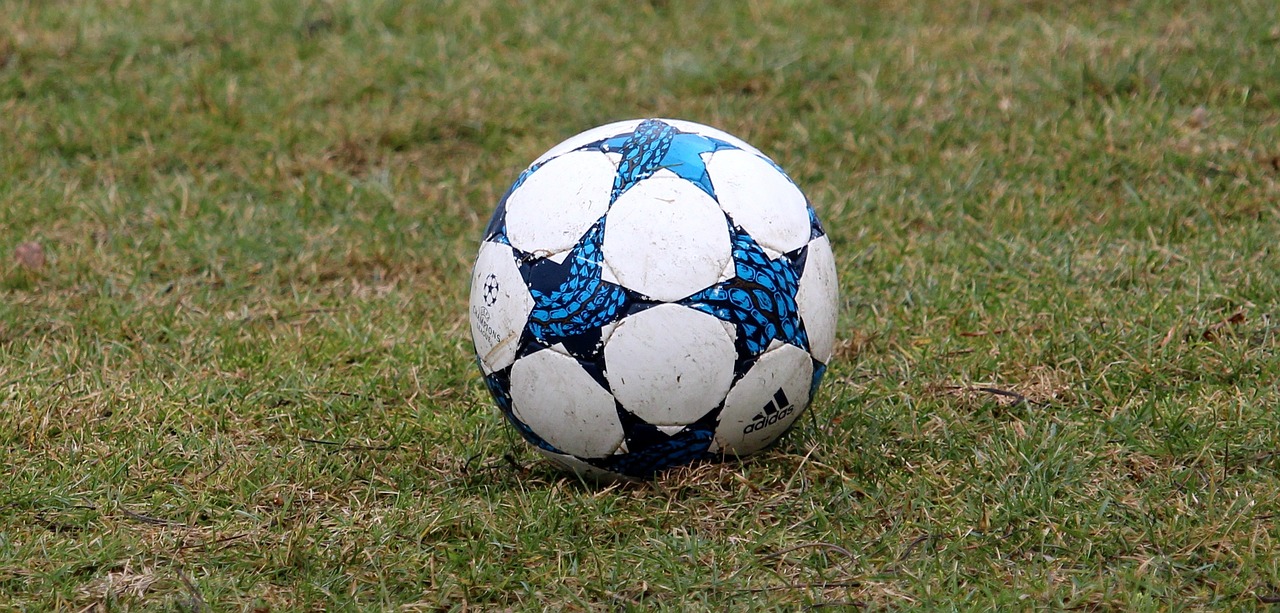 欧国联最新战果，群雄逐鹿，欧洲足球赛场再掀波澜