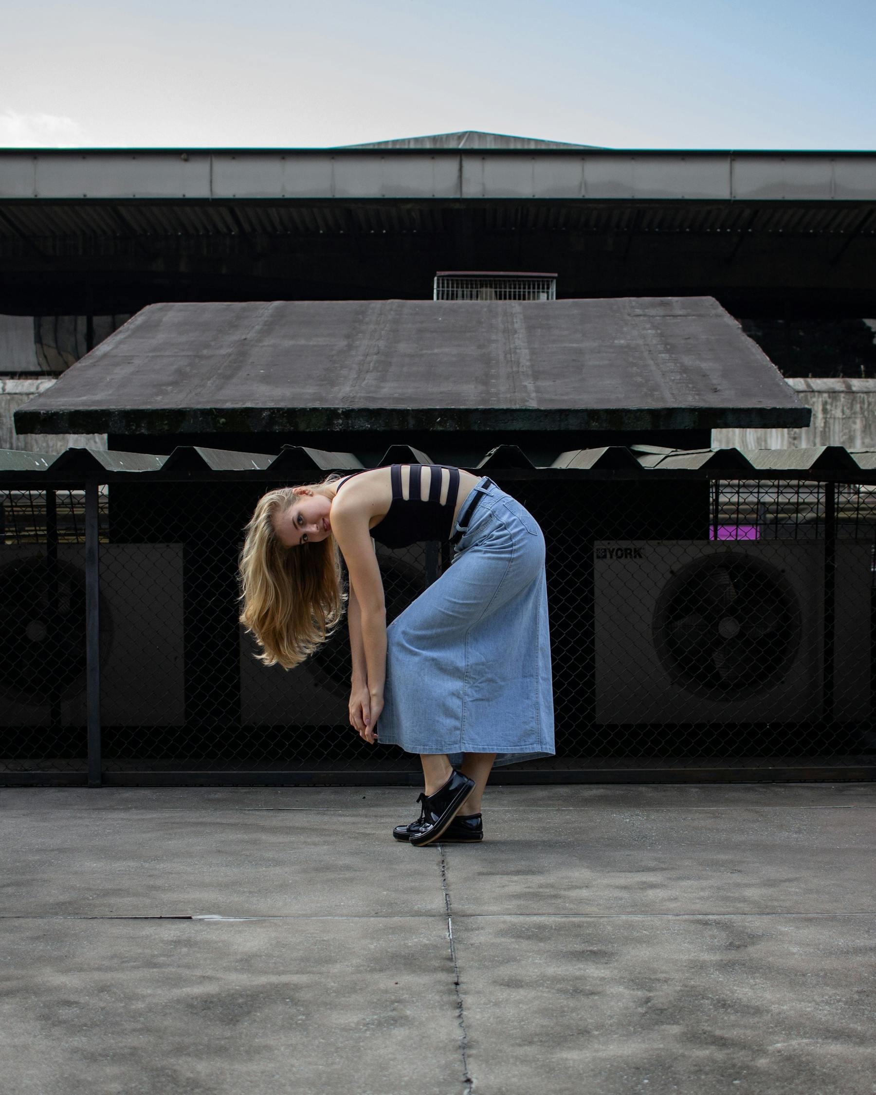 炫酷新潮鬼步舞,引领时尚风潮的极致舞步