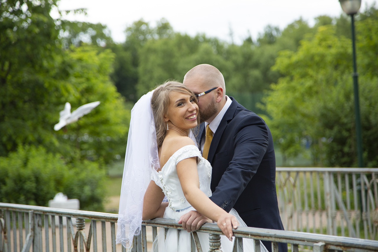 揭露虚假情感面纱,欺骗的爱情最新真相