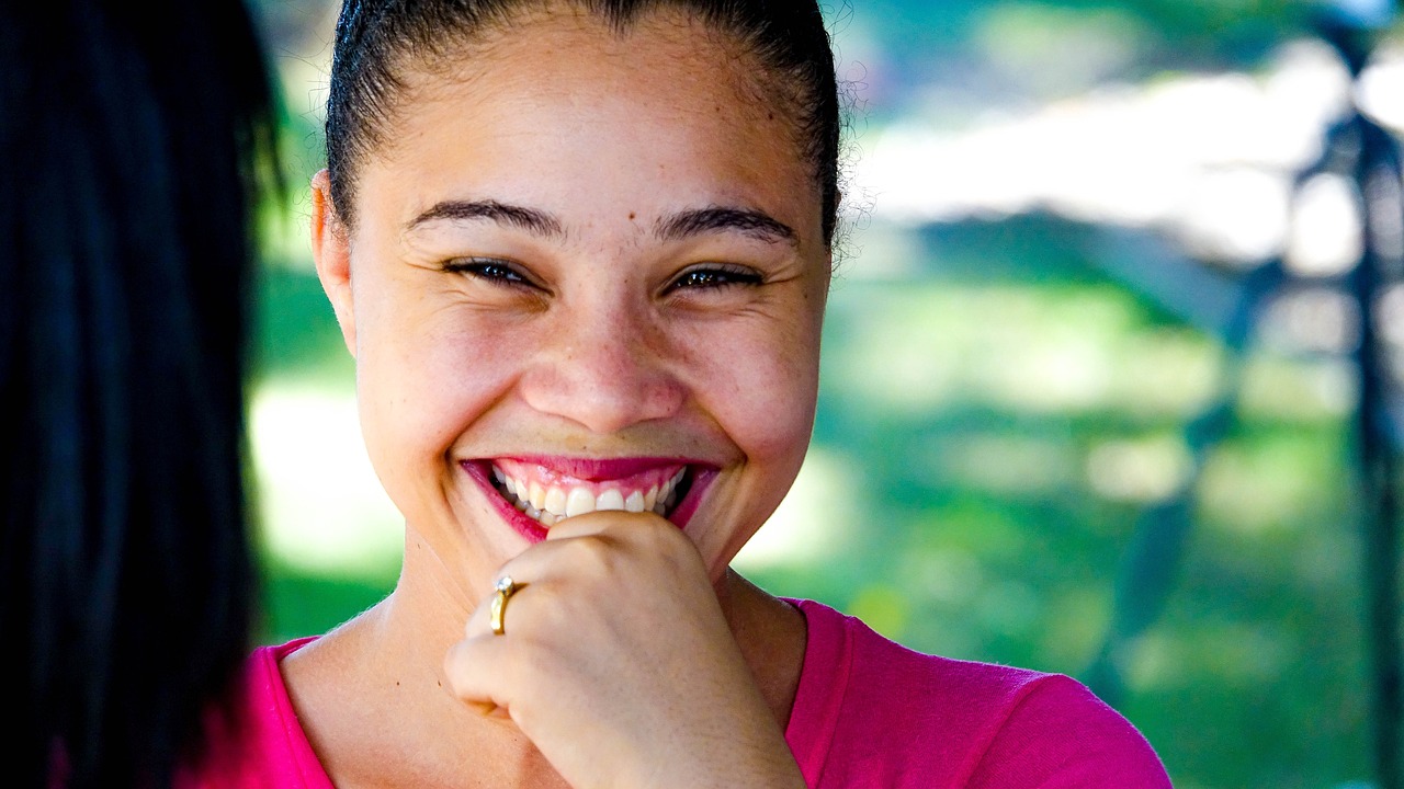 敢爱，演员表中的勇气与情感力量