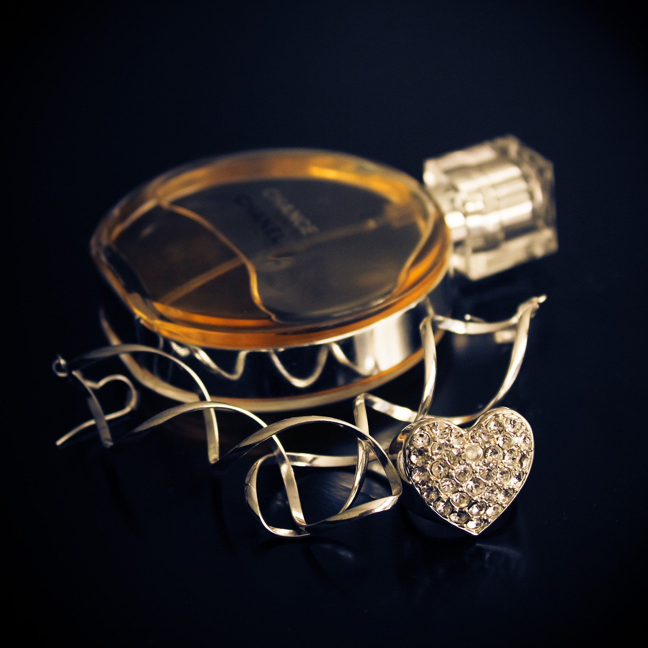 最新美甲炫耀，时尚魅力的完美展现