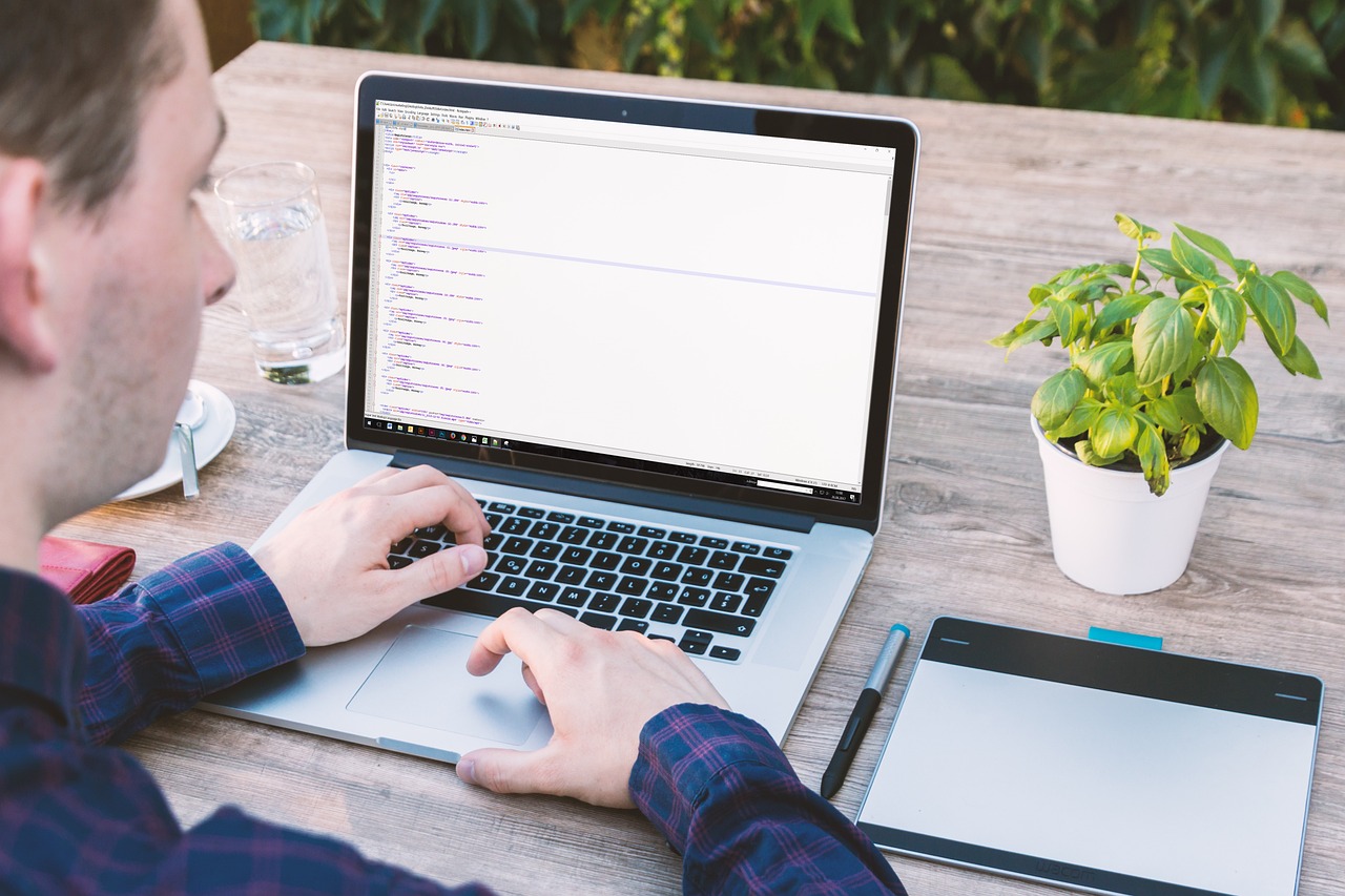 联想Yoga平板最新款，技术与设计的极致融合