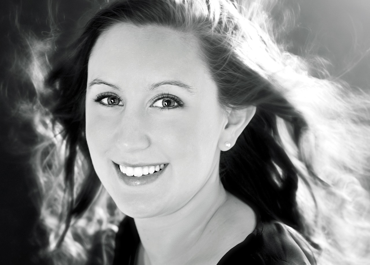 美瞳最新色,探索时尚魅力的无穷魅力