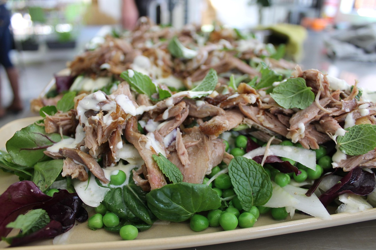 城市小吃摊，最新美食风潮，味蕾的新宠