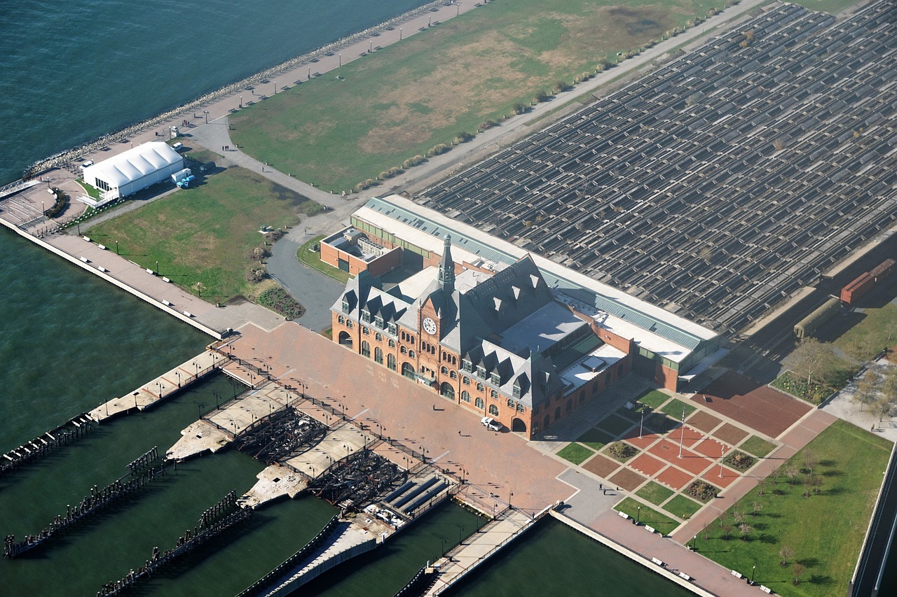 康桥最新拿地，未来城市发展的蓝图、机遇与挑战