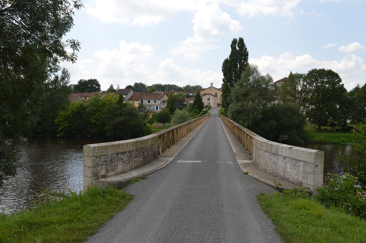 蓝閲鹄最新动态及前景展望