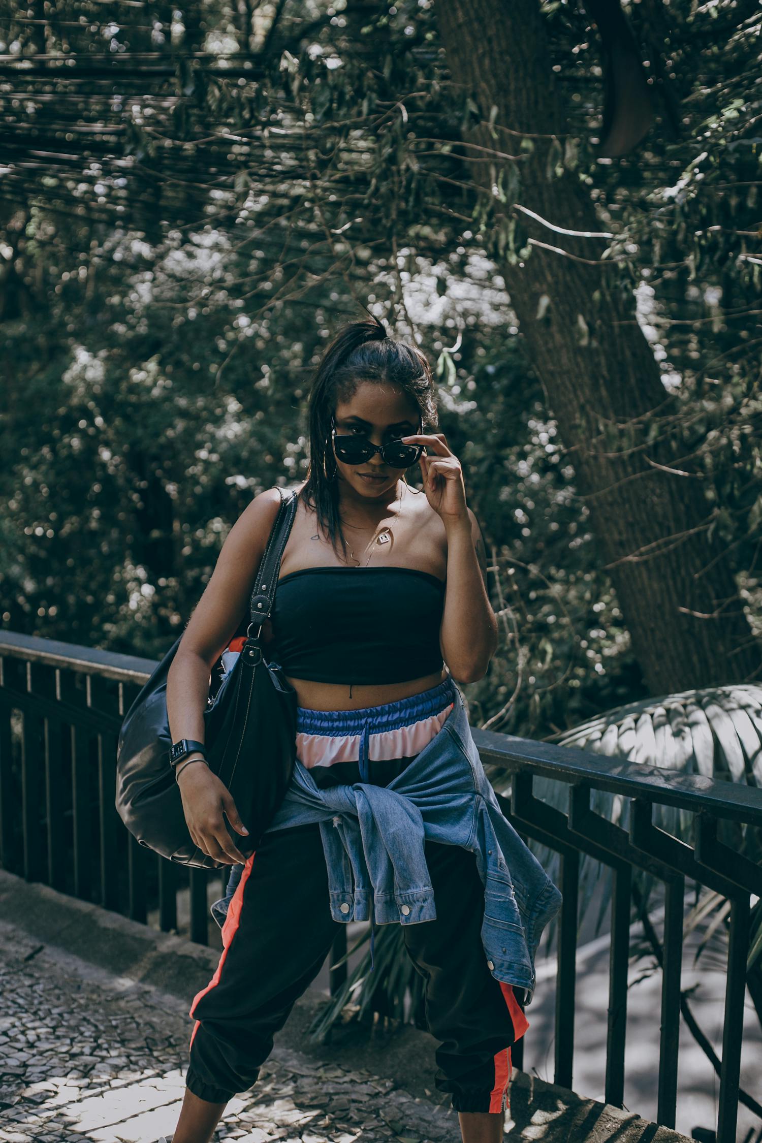 时尚前沿街拍，捕捉潮流瞬间的魅力风采