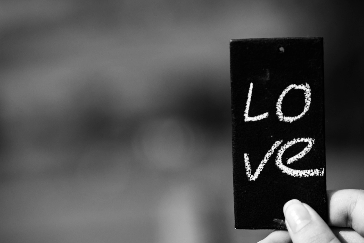 忆情的最新状况，情感世界的深度探索