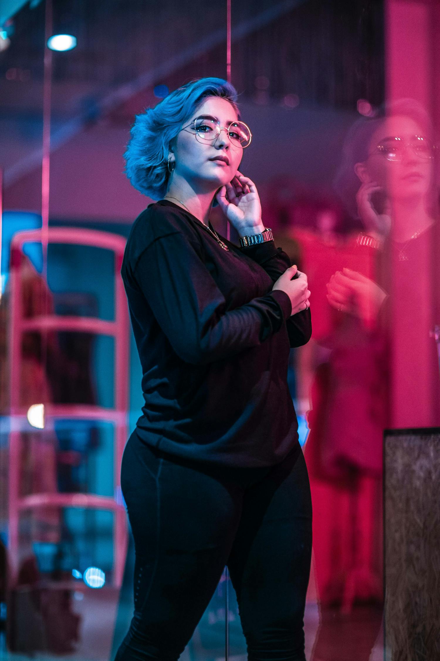 武大靖亮相最新综艺节目，展现多元魅力风采