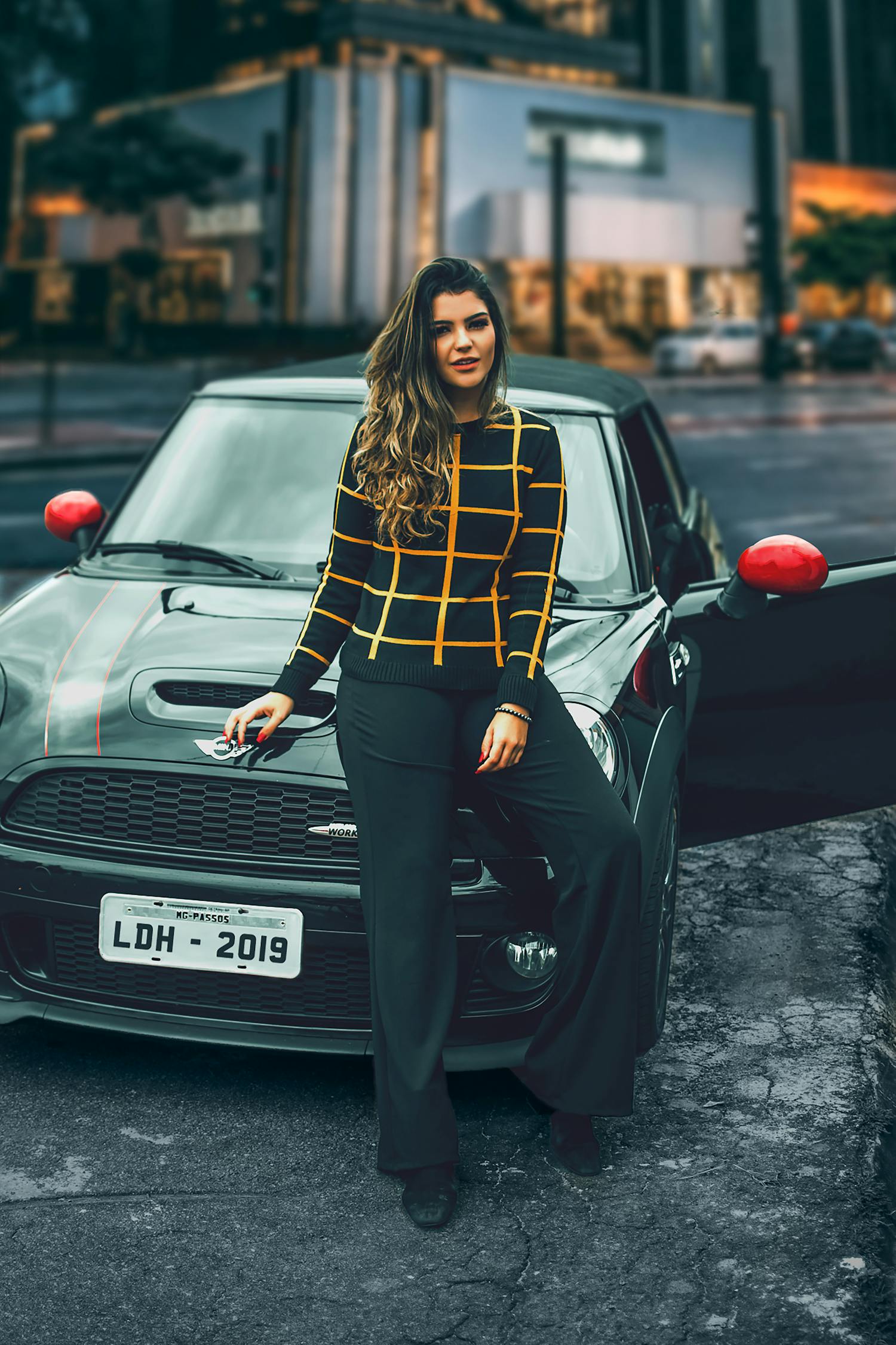 科技与时尚融合,最新座驾的魅力展现