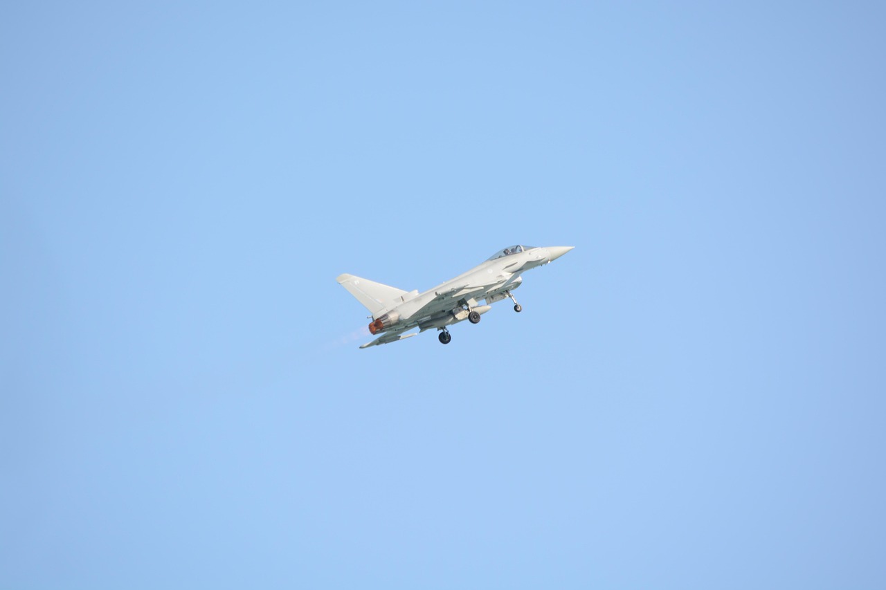 最新武器合集,探索现代军事科技的尖端利器