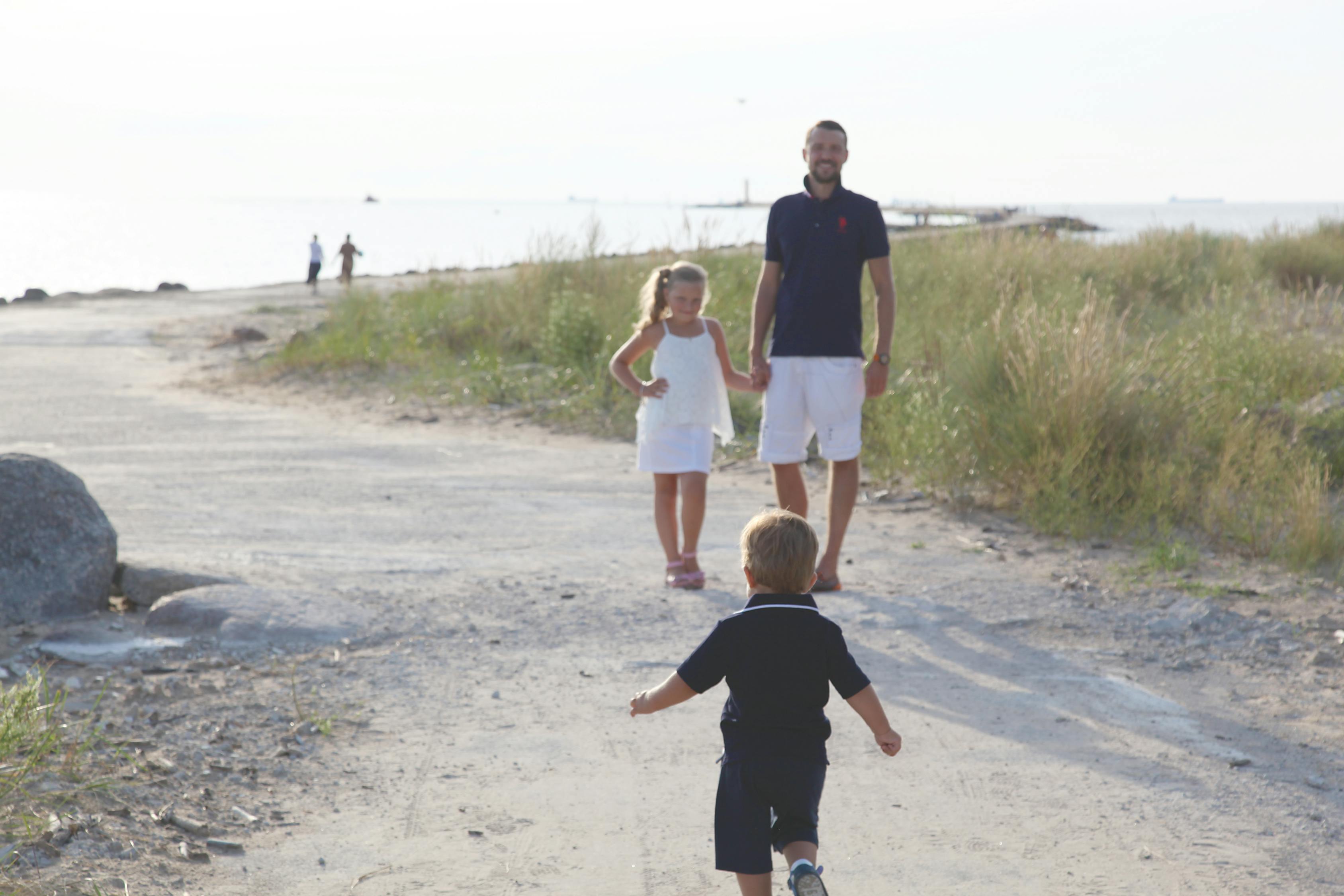 童年的照片,美好时光与数字背后的故事回忆,最新照片分享