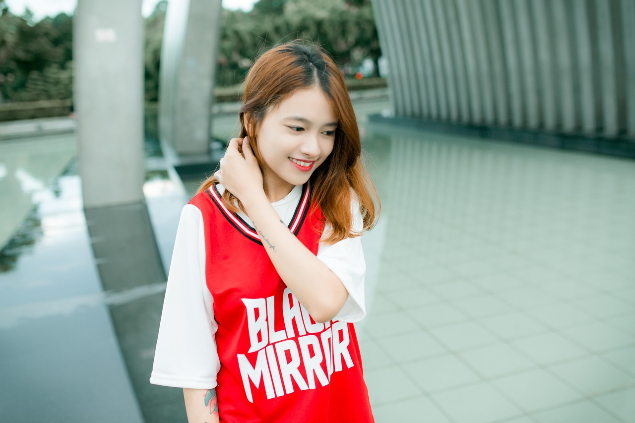 炮姐最新时尚造型，潮流魅力与独特个性的完美融合