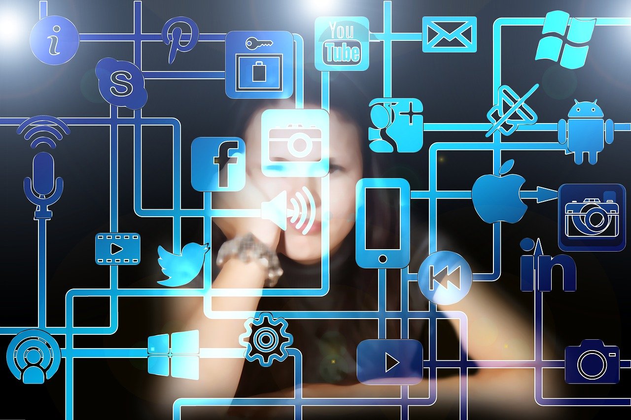 MV最新款,潮流引领,未来时尚展现