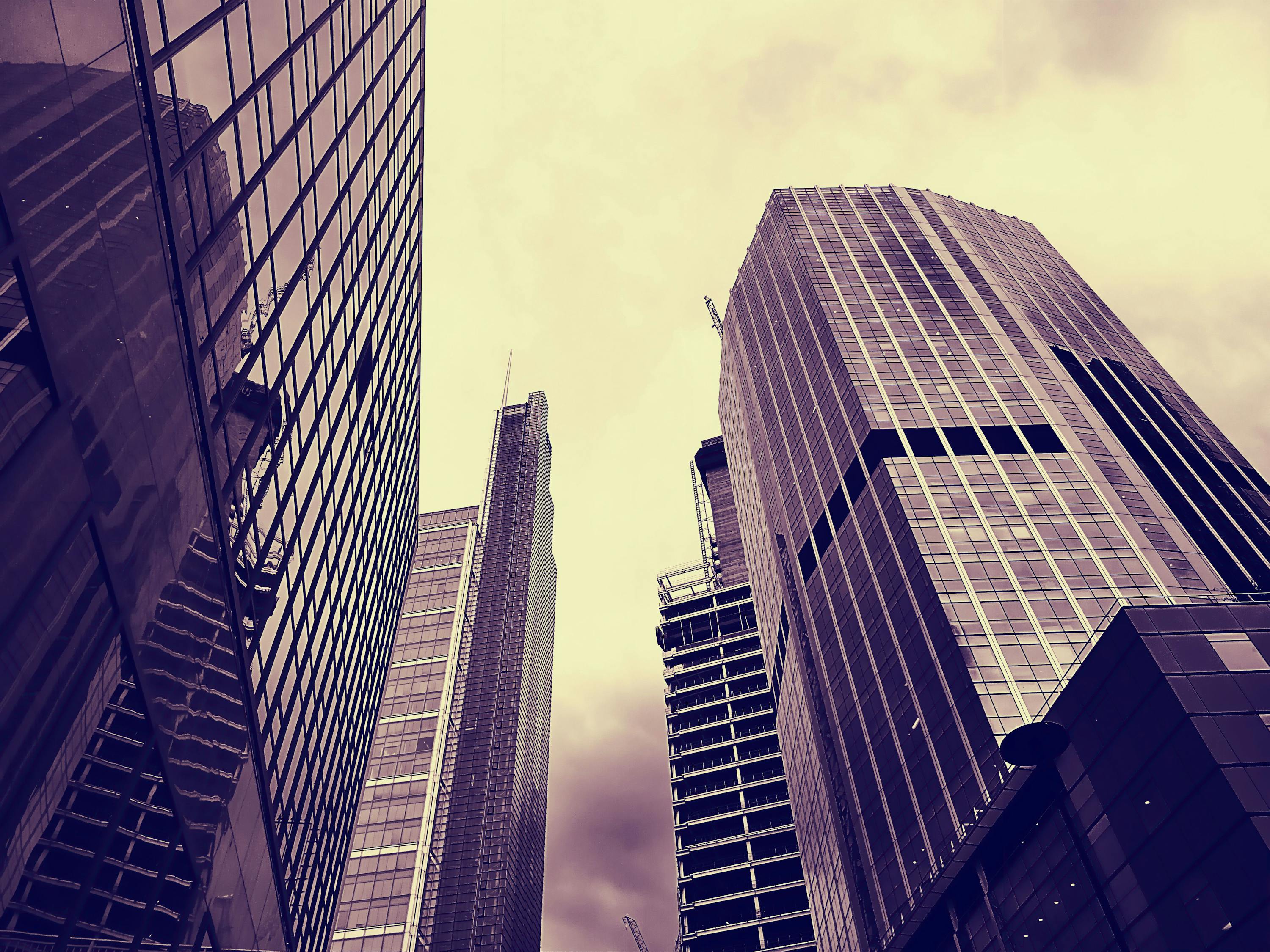 武汉深化责任体系，开启城市治理新篇章的问责行动