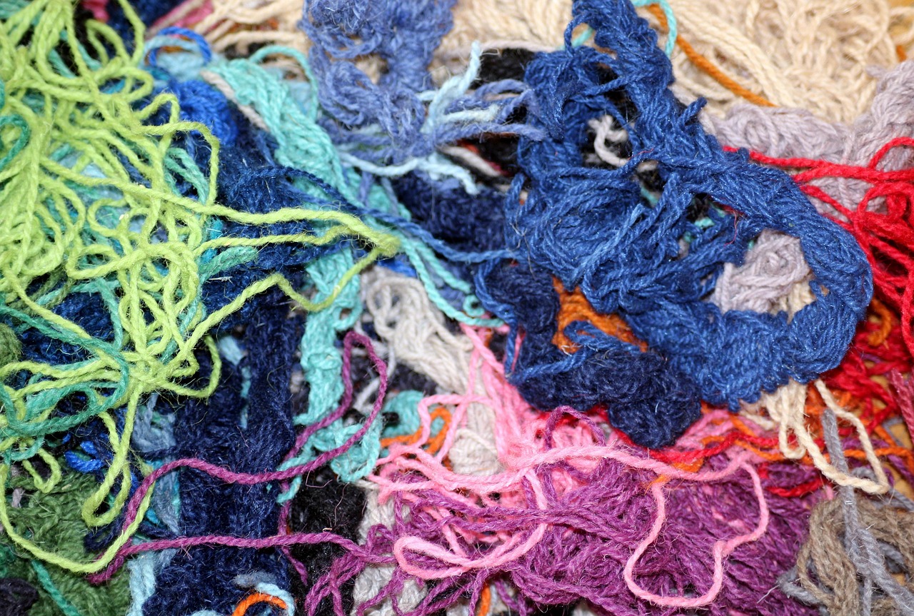 传统与创新交融的时尚手工编织艺术