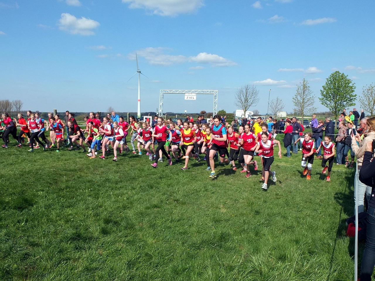 中秋双节同庆,月圆人团圆的美好时光